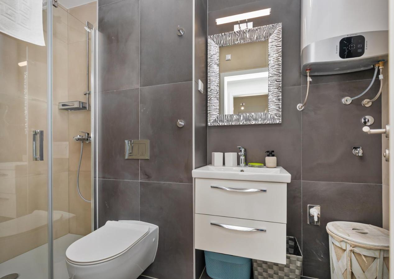 Life Apartment *